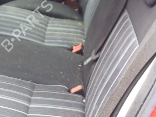 Fuse box FORD FOCUS II (DA_, HCP, DP) 1.6 | BP21075946E1 
