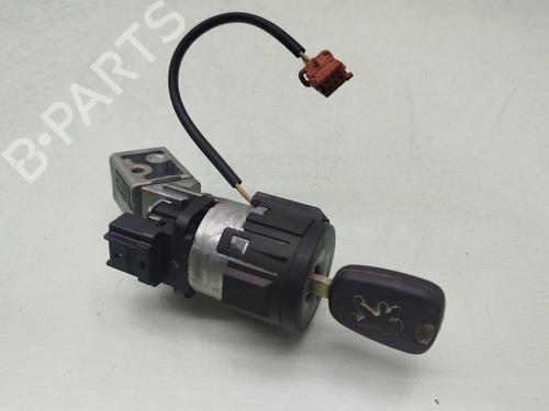 Used Ignition barrel PEUGEOT EXPERT Van (VF3A_, VF3U_, VF3X_) 1.6 HDi 90 16V (90 hp) 29258970