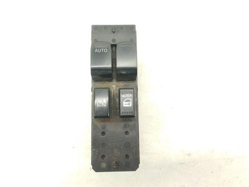 Used Left front window switch Left front window switch SUZUKI SX4 (EY, GY) 2.0 DDiS 4x4 (RW420D) (135 hp) 32096103 32096103
