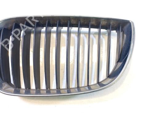 Used Grille BMW 1 (E81) 116 i (122 hp) 29251751