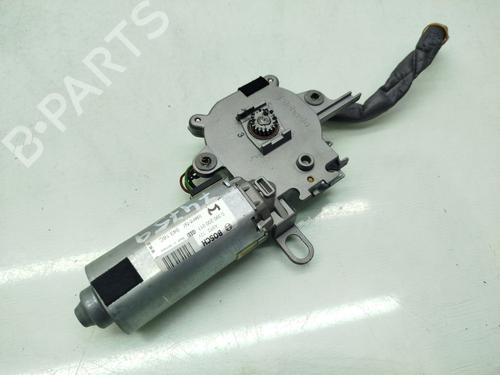 Sunroof engine MERCEDES-BENZ CLS (C219) CLS 350 (219.357) | BP26530262M60 