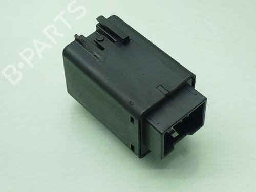 electronic-module-kia-sportage-iv-ql-qle-2015-2016-2017-2018-2019-2020-2021-2022-32019299 main image