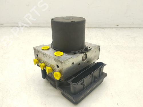 Used ABS pump MERCEDES-BENZ VITO / MIXTO Van (W639) 109 CDI (639.601, 639.603, 639.605) (95 hp) 31837566