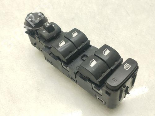 Left front window switch PEUGEOT 3008 II SUV (MC_, MR_, MJ_, M4_) 1.5 BlueHDi 130 | BP31833909I27