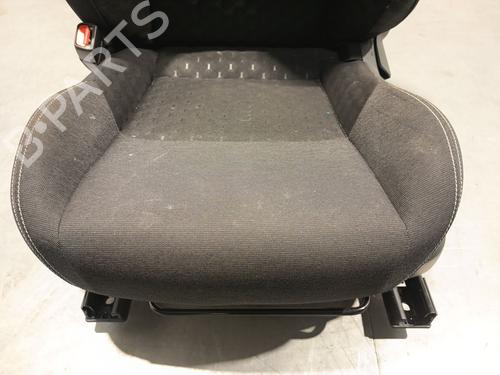 Left front seat TOYOTA COROLLA Hatchback (_E21_, _EA1_, _EH1_) 1.8 Hybrid (ZWE211) | BP38414887C15 - Image 2