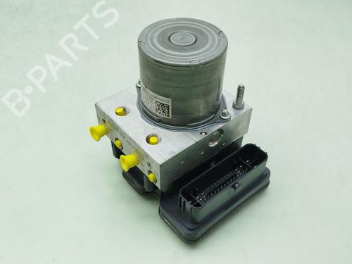Used ABS pump ABS pump MERCEDES-BENZ GLA (H247) GLA 220 d 4-matic (247.715) (190 hp) 35945831 35945831