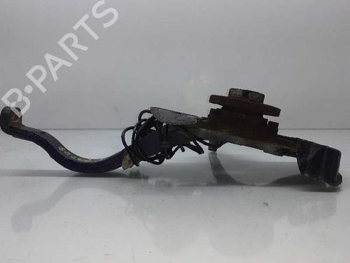 Left front steering knuckle ALFA ROMEO GT (937_) 1.9 JTD (937CXN1B) | BP6164430M25 