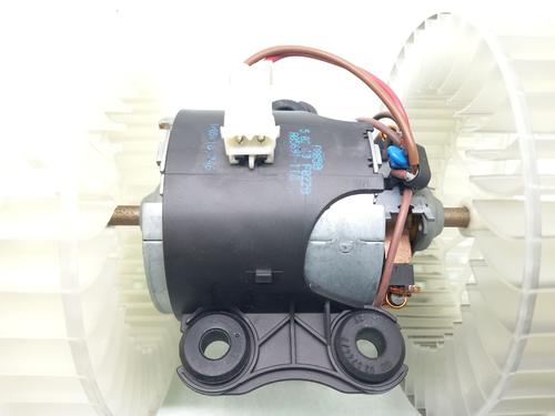 Heater blower motor MERCEDES-BENZ VIANO (W639) CDI 3.0 (639.811, 639.813, 639.815) | BP17529825M62 