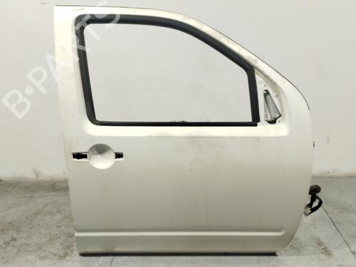 Used Right front door NISSAN PATHFINDER III (R51) 2.5 dCi 4WD (171 hp) 24109759