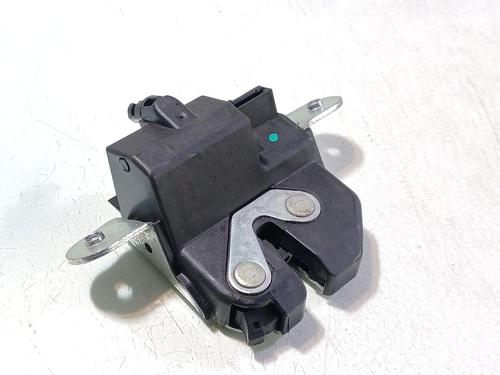 Used Tailgate lock OPEL CORSA E (X15) 1.3 CDTI (08, 68) (75 hp) 31538475