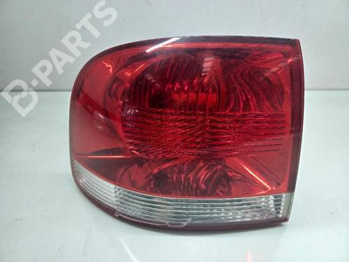 Used Left taillight VW TOUAREG (7LA, 7L6, 7L7) 5.0 V10 TDI (313 hp) 9653695