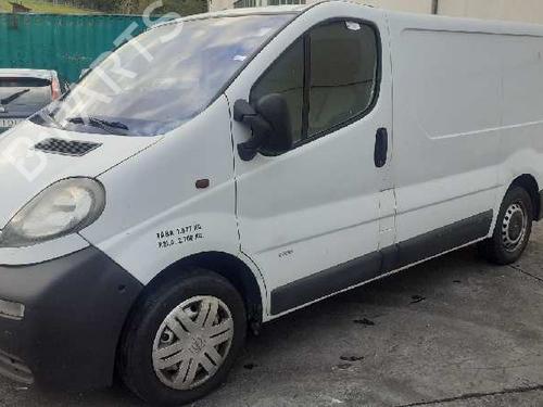Left mirror OPEL VIVARO A Van (X83) 1.9 DI (F7) | BP8404208C26 