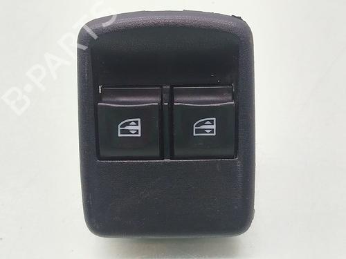 Used Left front window switch Left front window switch OPEL VIVARO B Van (X82) 1.6 CDTI (05) (116 hp) 35723814 35723814