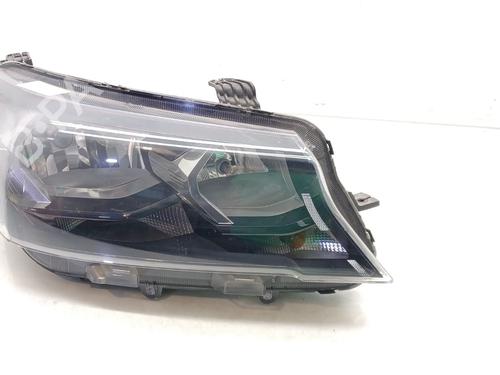 Used Right headlight PEUGEOT LANDTREK 1.9 All-wheel Drive (150 hp) 29250899