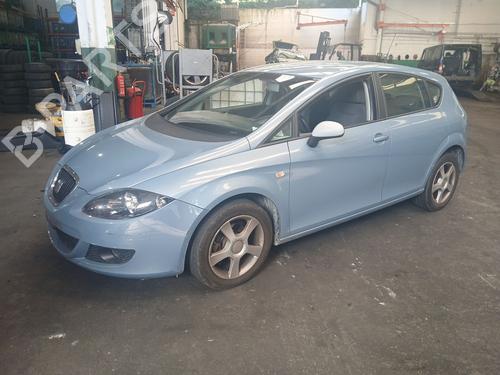 Brugte SEAT LEON (1P1) 1.9 TDI (105 hp) 4299367