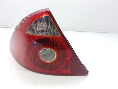 Used Left taillight FORD MONDEO III (B5Y) 2.0 TDCi (130 hp) 26518565