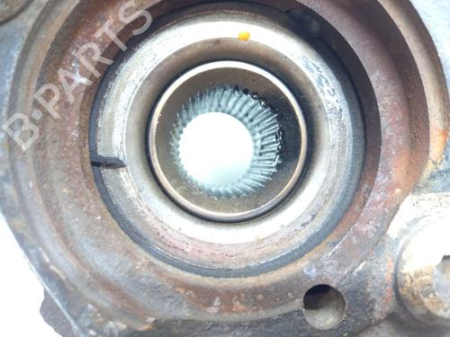 Right front steering knuckle VW CADDY III Box Body/MPV (2KA, 2KH, 2CA, 2CH) 1.9 TDI | BP24209376M26 