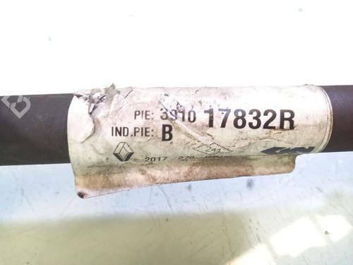 Left front driveshaft DACIA SANDERO II TCe 90 (B8M1, B8MA, B8AC) | BP31852712M38