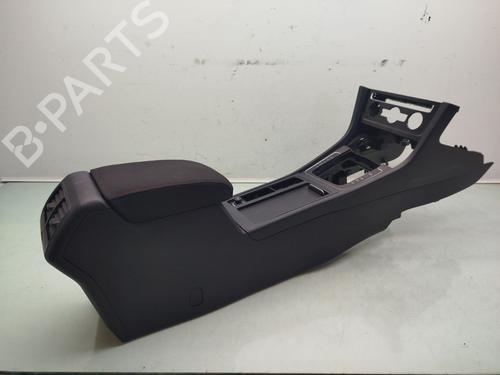 Used Armrest / Center console VW GOLF VII (5G1, BQ1, BE1, BE2) 2.0 GTI (245 hp) 23425323