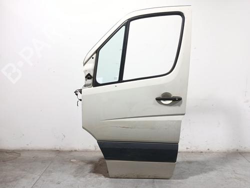 Used Left front door Left front door VW CRAFTER 30-50 Platform/Chassis (2F_) 2.5 TDI (163 hp) 40107357 40107357
