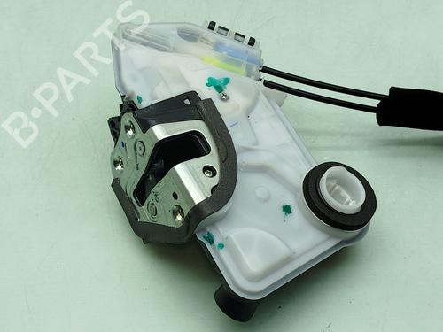 front-right-lock-toyota-corolla-hatchback-_e21_-_ea1_-_eh1_-2018-34629758 main image