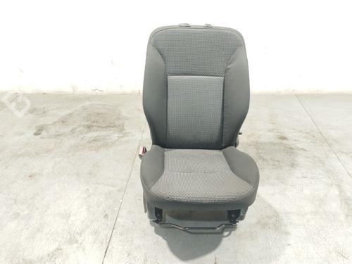 Used Left front seat MERCEDES-BENZ CITAN Box Body/MPV (W415) 109 CDI (415.601, 415.603, 415.605) (90 hp) 29748030