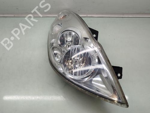 Used Right headlight RENAULT MASTER III Van (FV) 2.3 dCi 125 FWD (FV0C, FV0D, FV0G, FV0H, FV0J, FV0K,... (125 hp) 31828837
