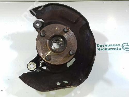 Used Left front steering knuckle TOYOTA YARIS (_P9_) [2005-2014]  2712068