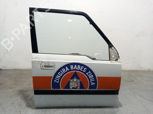 Puerta delantera derecha SUZUKI VITARA (ET, TA, TD) 1.6 i 16V All-wheel Drive (ET, TA02, SE416) (97 hp) 31354143