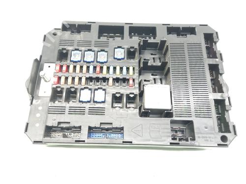 Fuse box JAGUAR XF I (X250) 3.0 D | BP16766404E1 
