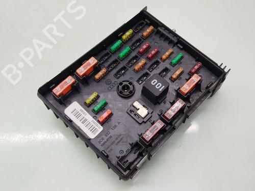 Sicherungskasten für VW PASSAT B7 (362) 2.0 TDI (140 hp) 30772667