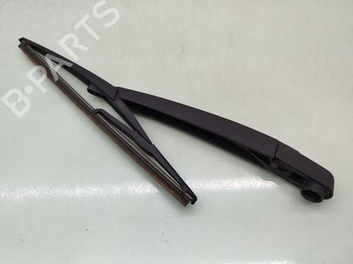 Used Rear windshield wiper arm Rear windshield wiper arm PEUGEOT 208 II (UB_, UP_, UW_, UJ_) 1.2 Hybrid 100 (101 hp) 40260567 40260567