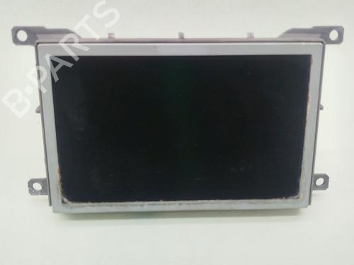 Used Display monitor PEUGEOT 508 I (8D_) 2.2 HDi (204 hp) 30353358
