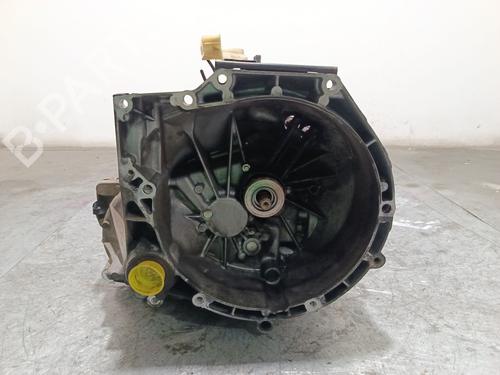 gearbox-ford-transit-courier-b460-box-bodympv-2014-38511563 main image