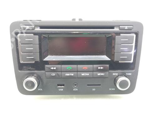 Bilradio VW POLO V (6R1, 6C1) 1.2 TSI (90 hp) 26706274