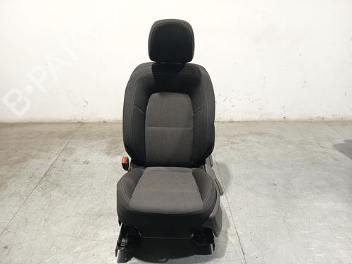 left-front-seat-mercedes-benz-t-class-mpv-w420-2022-40106880 main image