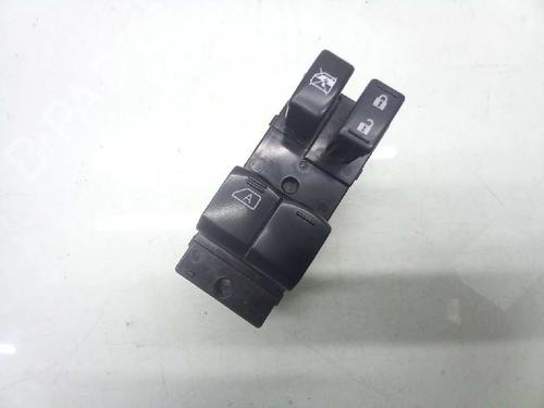 Used Left front window switch NISSAN MICRA IV (K13K, K13KK) [2010-2025]  12113647