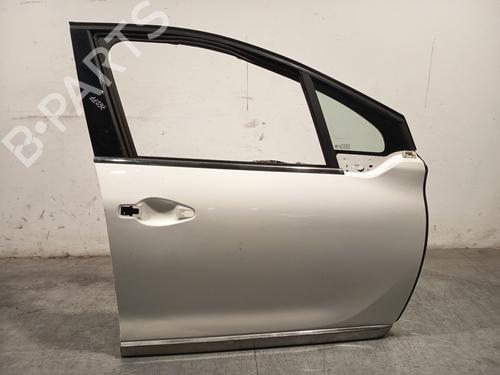 right-front-door-peugeot-2008-i-cu_-2013-37233735 main image