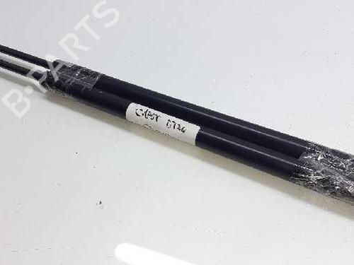 Used Hood lift support VW TOUAREG (7LA, 7L6, 7L7) 2.5 R5 TDI (174 hp) 14307913