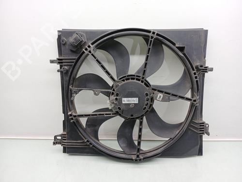 Used Radiator fan Radiator fan RENAULT KADJAR (HA_, HL_) 1.2 TCe 130 (HLMR) (130 hp) 32508159 32508159