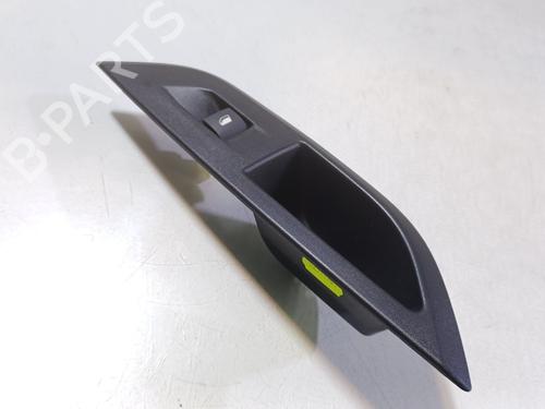 Used Left rear window switch Left rear window switch PEUGEOT 2008 II (UD_, US_, UY_, UJ_, UR_, UC_) 1.2 PureTech 130 (USHNS, URHNS) (130 hp) 32421362 32421362