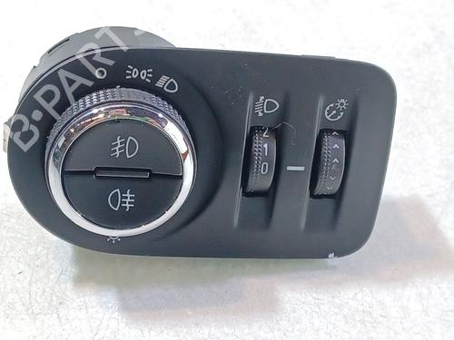Used Headlight switch OPEL CORSA E (X15) 1.3 CDTI (08, 68) (75 hp) 31538483