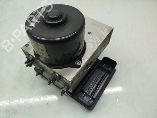 Used ABS pump MERCEDES-BENZ C-CLASS (W203) C 180 Kompressor (203.046) (143 hp) 21115847