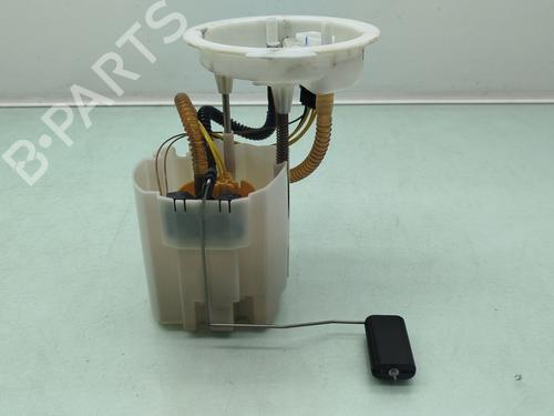 Used Fuel pump BMW 2 Gran Tourer (F46) 218 d (150 hp) 25432886