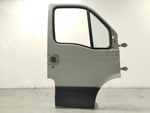 Portier rechts voor IVECO DAILY V Van 29S13, 29L13, 35C13, 35S13, 40C13, 40S13 (126 hp) 16934084