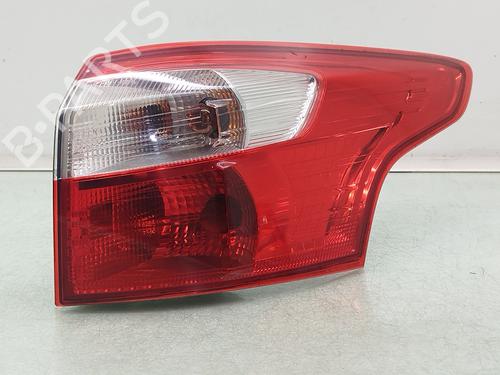 Used Right taillight Right taillight FORD FOCUS III Turnier 1.6 TDCi (115 hp) 33872894 33872894