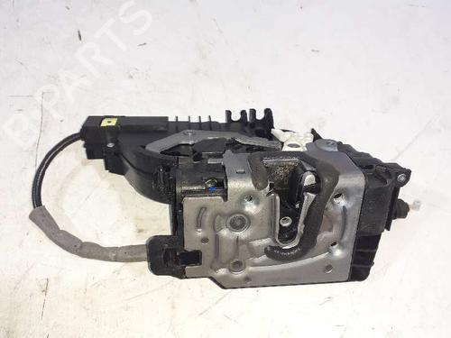 Used Front right lock MERCEDES-BENZ VITO Van (W447) [2014-2025]  13048115