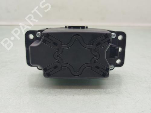 Switch MERCEDES-BENZ GLA-CLASS (X156) GLA 220 CDI 4-matic (156.905) | BP29357049I30 