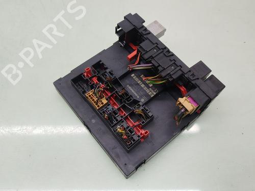 Used Fuse box Fuse box VW CADDY III MPV (2KB, 2KJ, 2CB, 2CJ) 1.9 TDI (105 hp) 33704230 33704230
