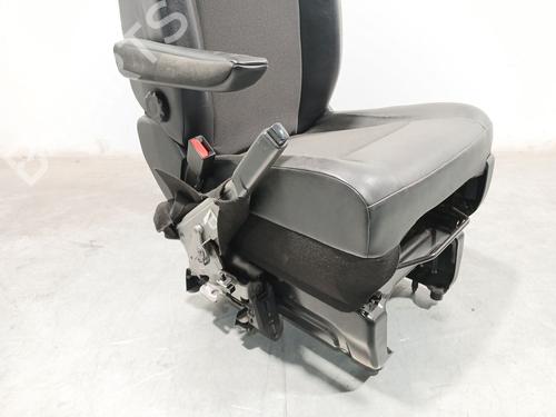 Left front seat PEUGEOT EXPERT Van (V_) 2.0 BlueHDi 180 | BP34568211C15  - Image 5